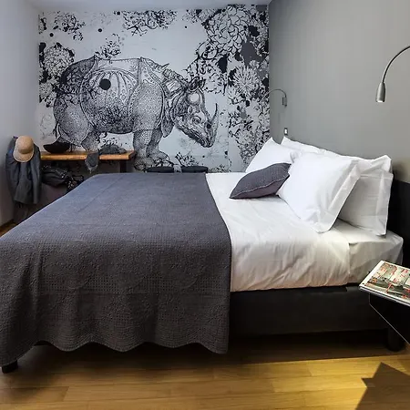 招待所 梅卡托维奇奥豪华套房酒店 4*