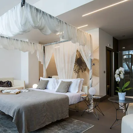 Mercatovecchio Luxury Affittacamere 3*