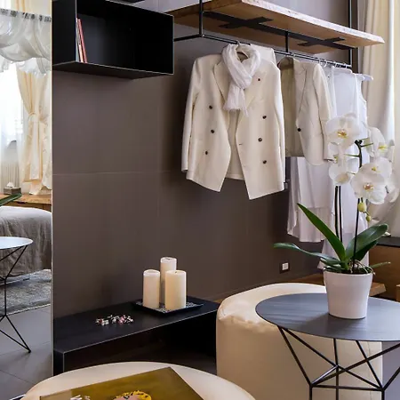 Mercatovecchio Luxury Affittacamere 3*